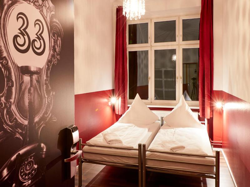 Mitte's Backpacker Hostel image