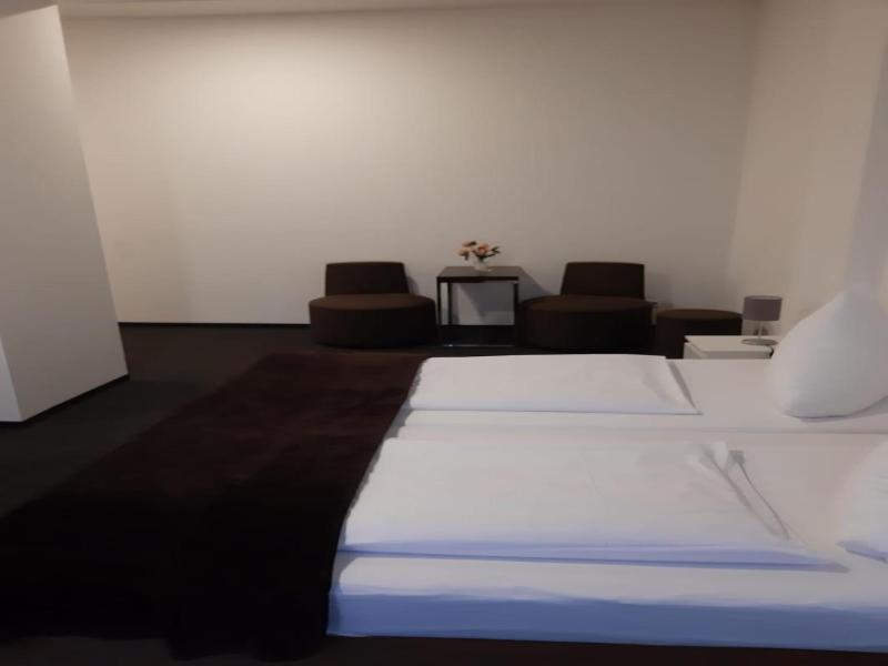Mitte's Backpacker Hostel image