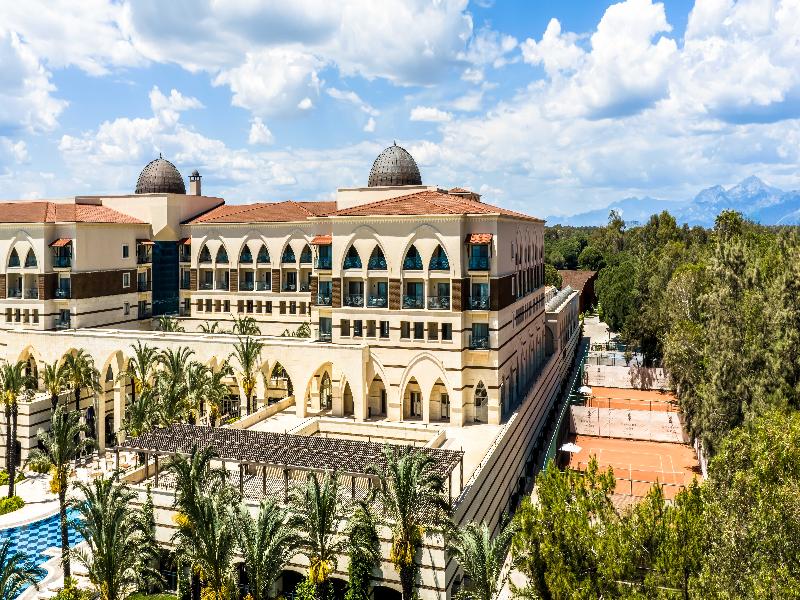 Kempinski Hotel The Dome image