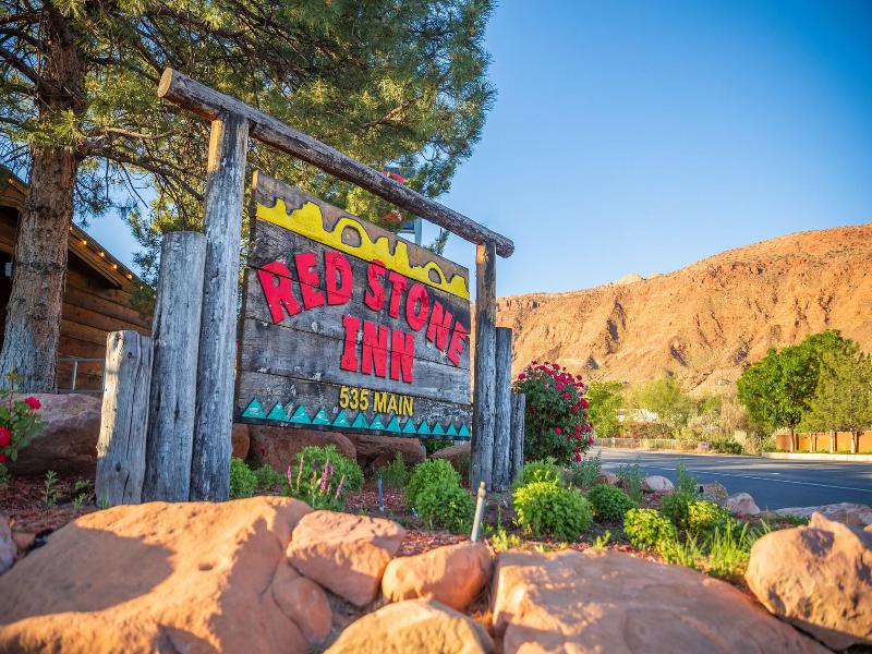 Redstone Inn