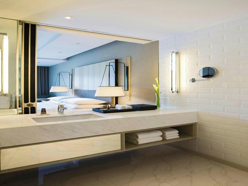 Hua Hin Marriott Resort & Spa image