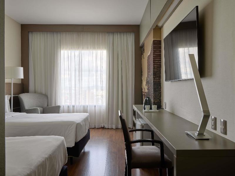 Mercure Belo Horizonte Lourdes image