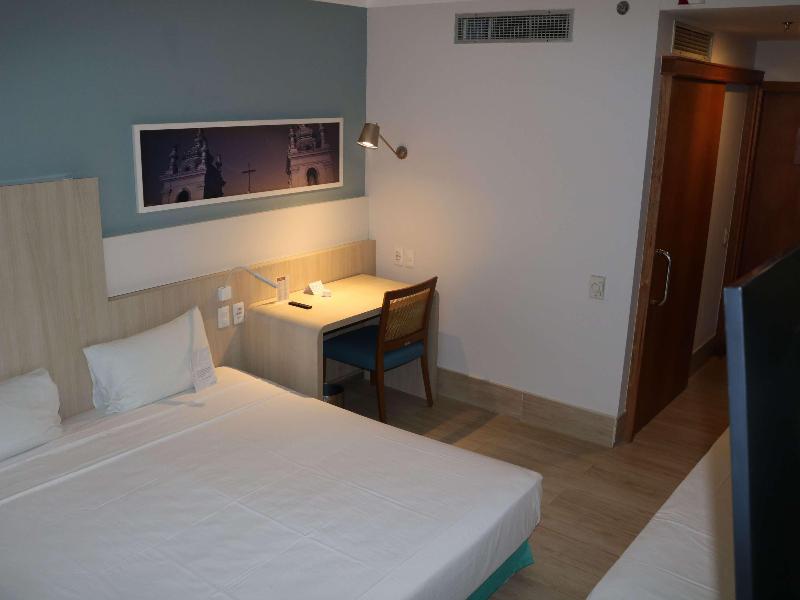 Mercure Salvador Rio Vermelho image