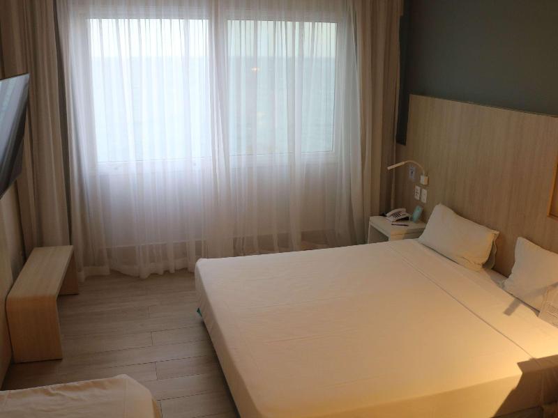 Mercure Salvador Rio Vermelho image
