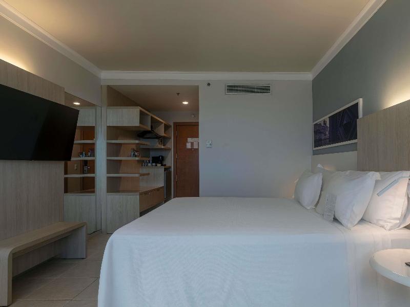 Mercure Salvador Rio Vermelho image