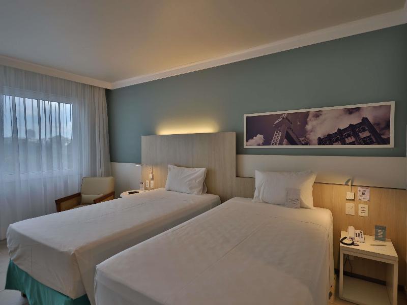 Mercure Salvador Rio Vermelho image