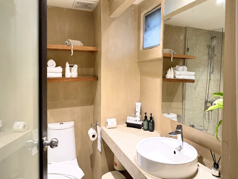 Vacation Village Phra Nang Inn image