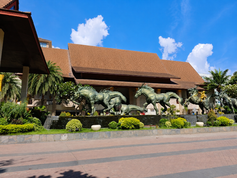 Garden Cliff Resort & Spa image