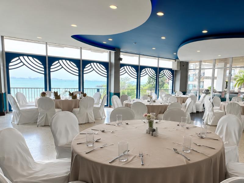Garden Cliff Resort & Spa image