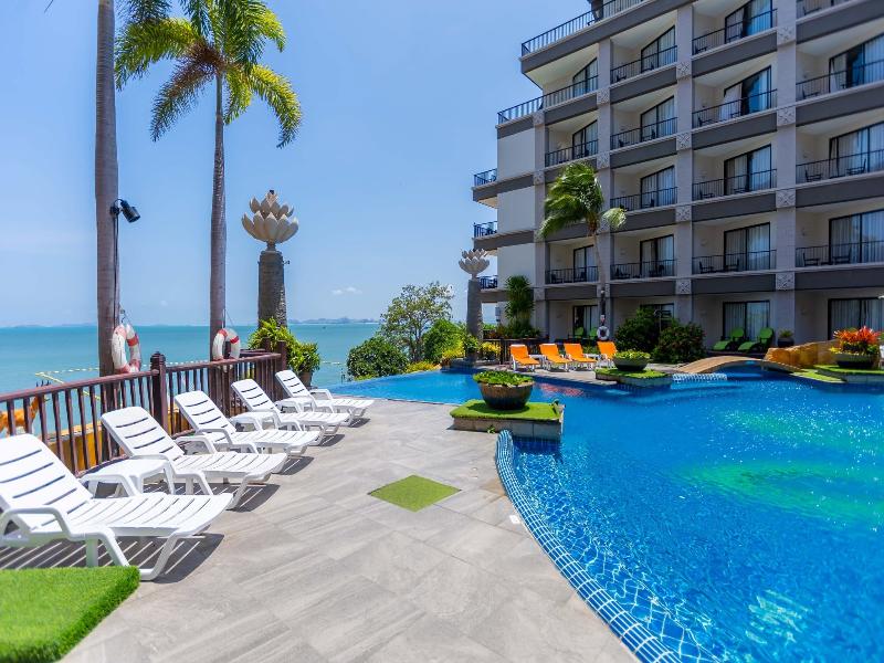 Garden Cliff Resort & Spa image