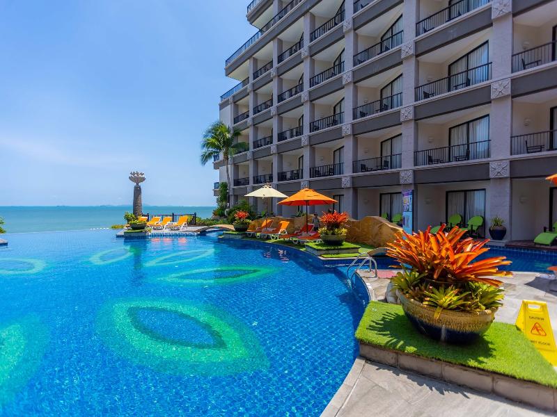 Garden Cliff Resort & Spa image