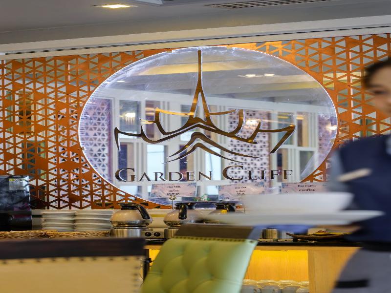 Garden Cliff Resort & Spa image