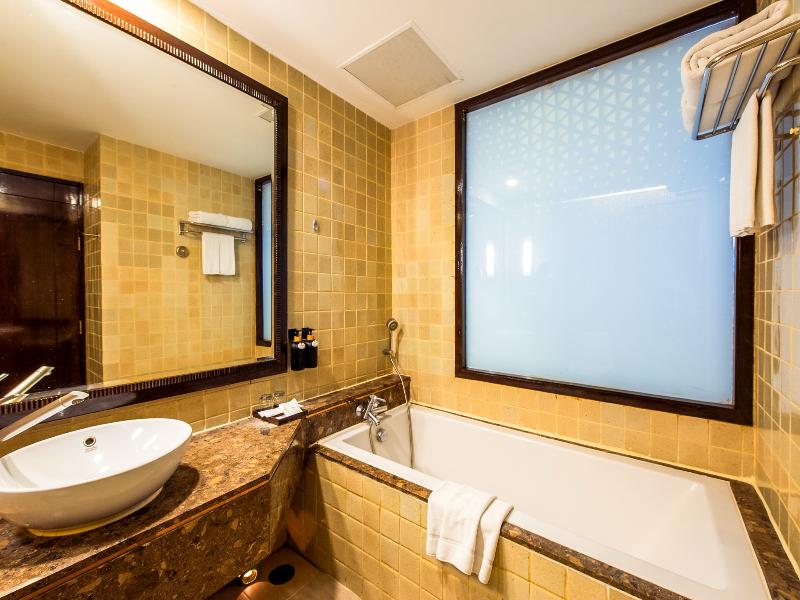 Garden Cliff Resort & Spa image