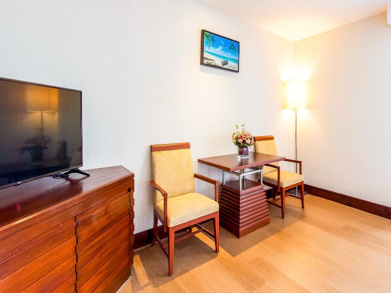 Garden Cliff Resort & Spa image