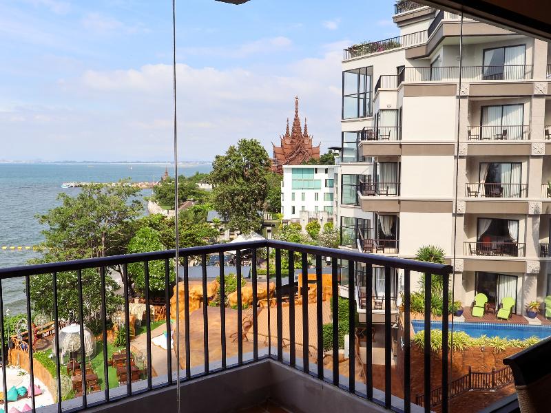 Garden Cliff Resort & Spa image