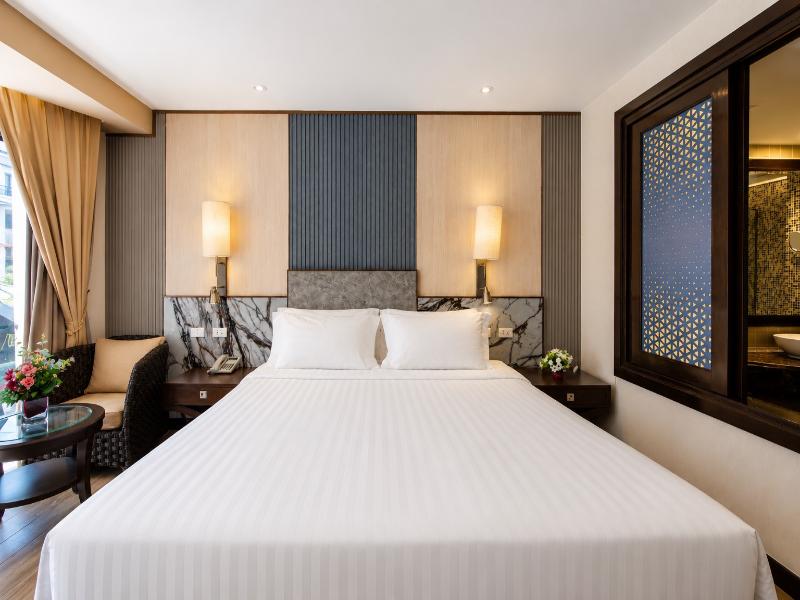Garden Cliff Resort & Spa image