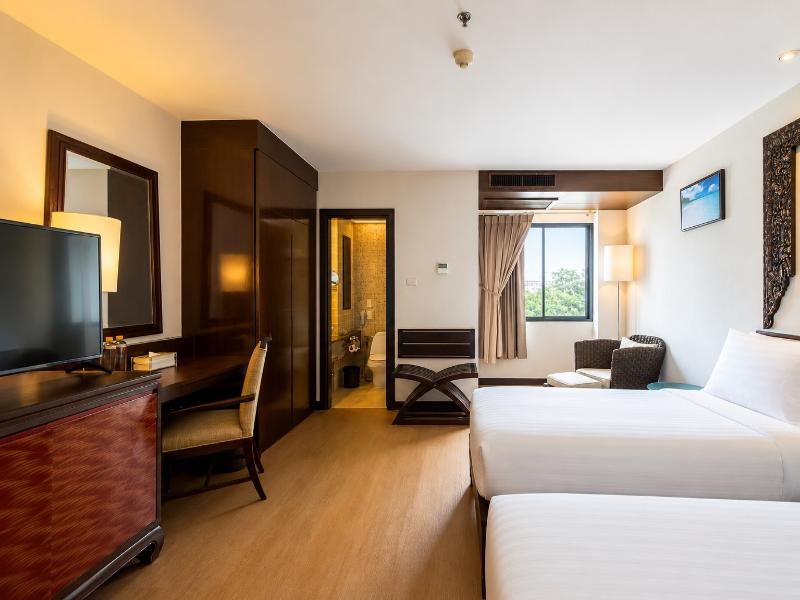 Garden Cliff Resort & Spa image