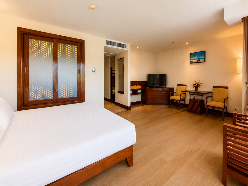 Garden Cliff Resort & Spa image