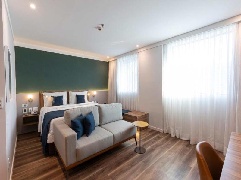 Blue Tree Premium Faria Lima image