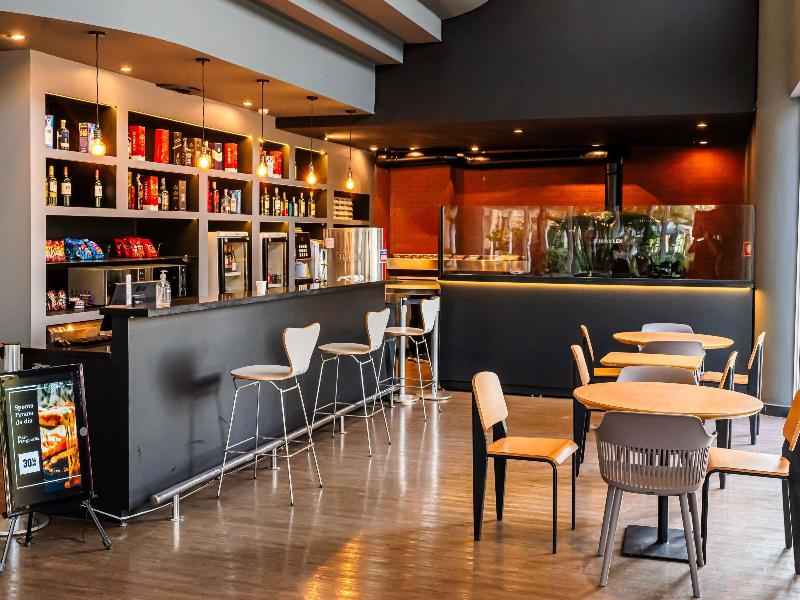 Ibis Santo Andre image