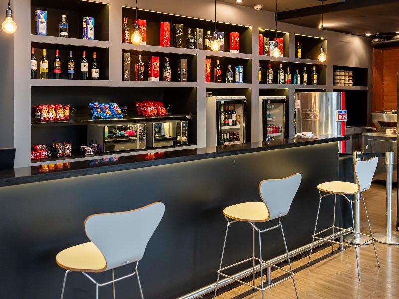 Ibis Santo Andre image