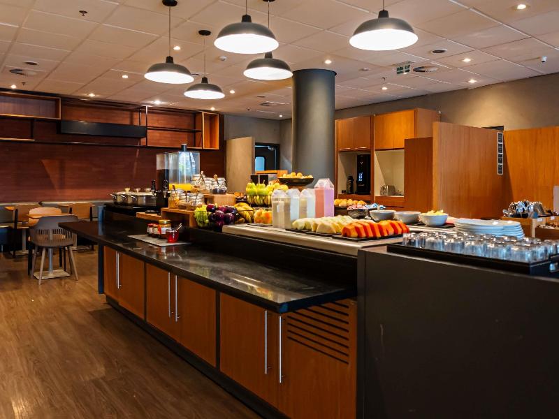 Ibis Santo Andre image