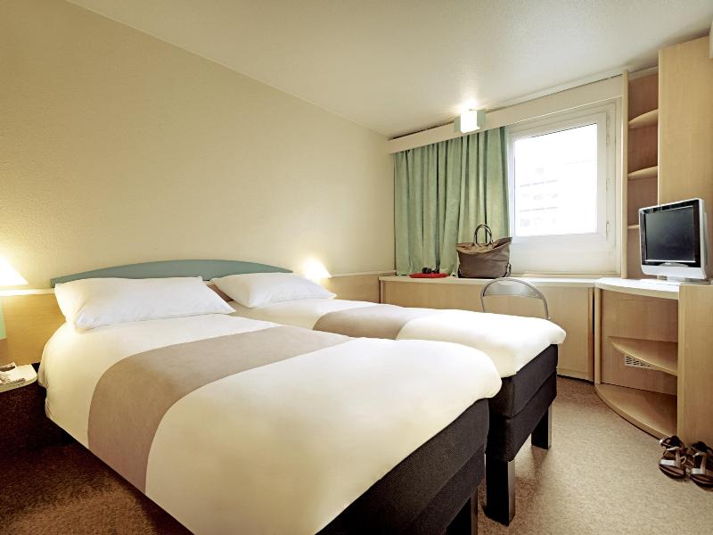 Ibis Santo Andre image