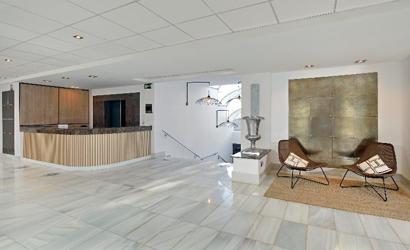Sol Lunamar Palmanova Apartamentos image