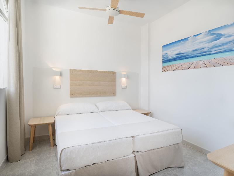 Sol Lunamar Palmanova Apartamentos image