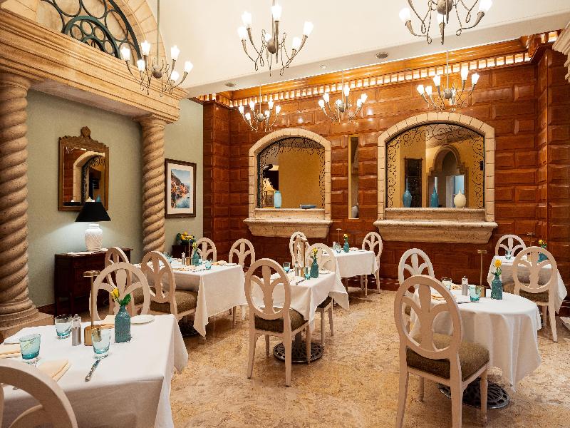 Hilton Cairo Grand Nile image