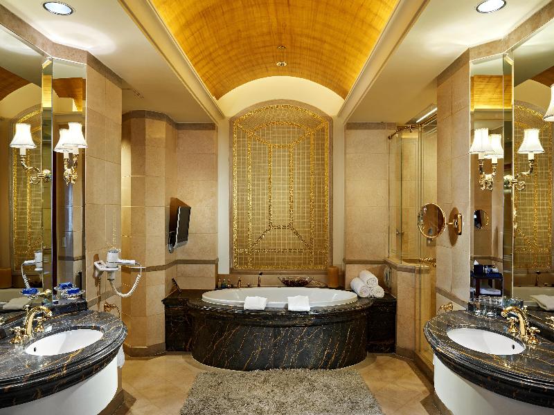 Hilton Cairo Grand Nile image