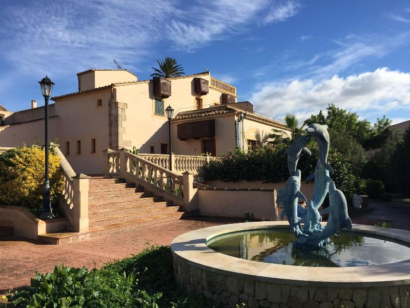 Hotel Rural Son Manera image