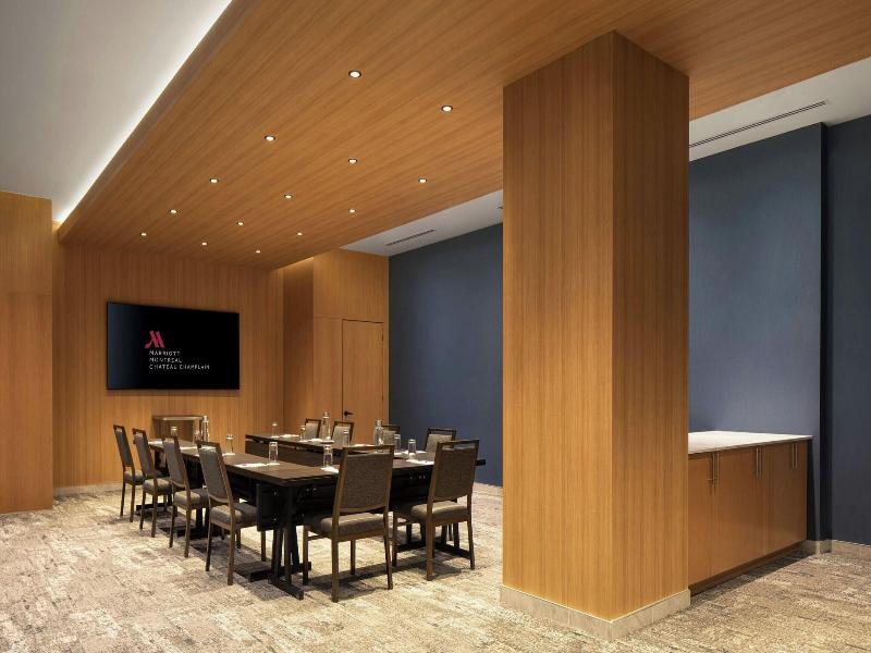 Montreal Marriott Chateau Champlain image