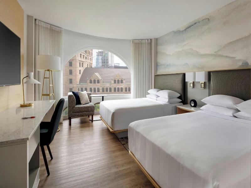 Montreal Marriott Chateau Champlain image