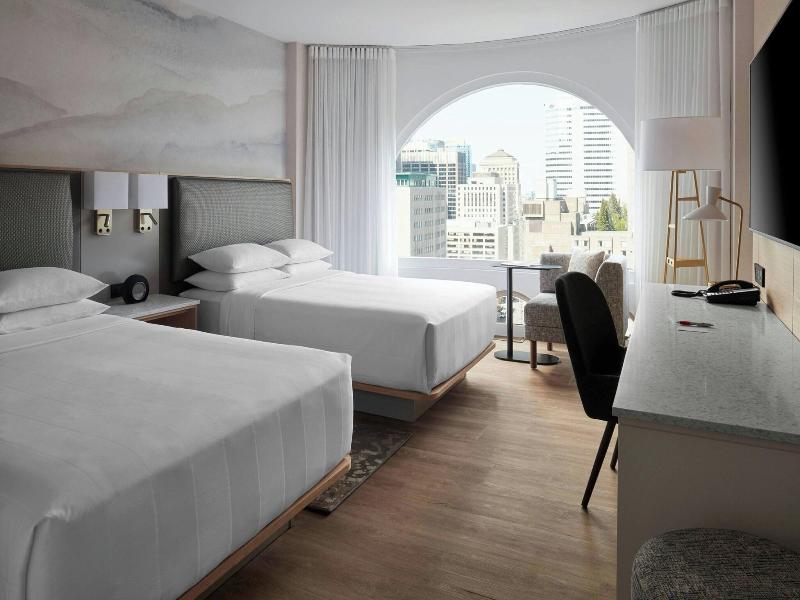Montreal Marriott Chateau Champlain image