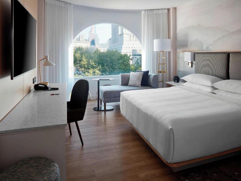 Montreal Marriott Chateau Champlain image