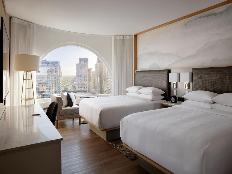 Montreal Marriott Chateau Champlain image
