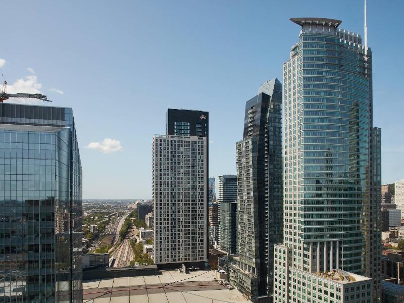 Montreal Marriott Chateau Champlain image
