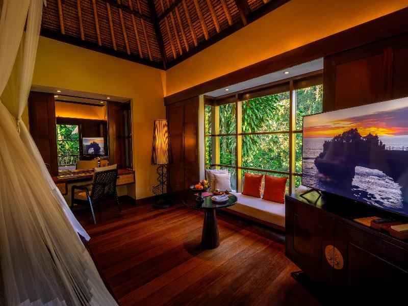 Hanging Gardens of Bali image