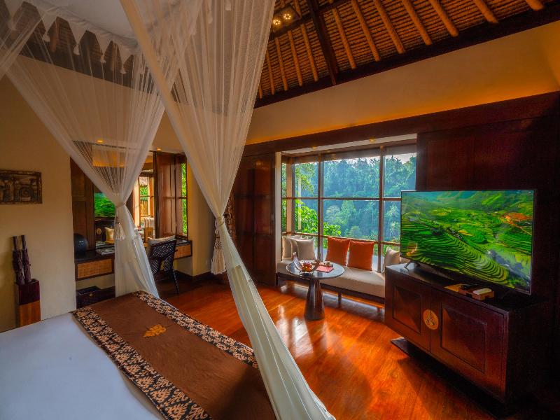 Hanging Gardens of Bali image