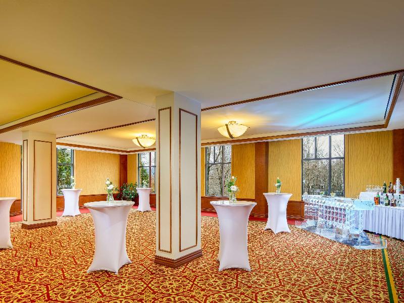 Fairmont Tremblant image