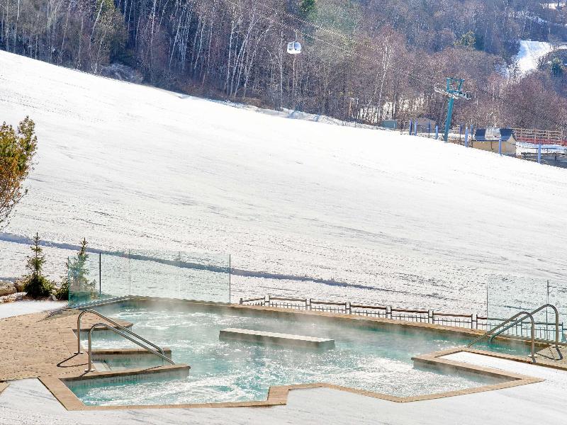 Fairmont Tremblant image