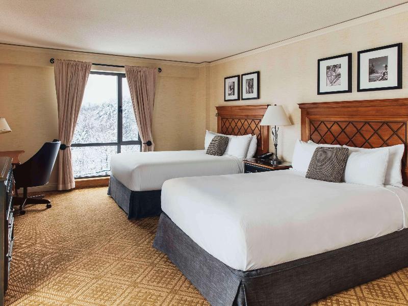 Fairmont Tremblant image