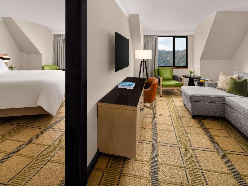 Fairmont Tremblant image