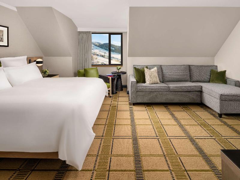 Fairmont Tremblant image