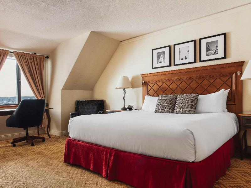 Fairmont Tremblant image
