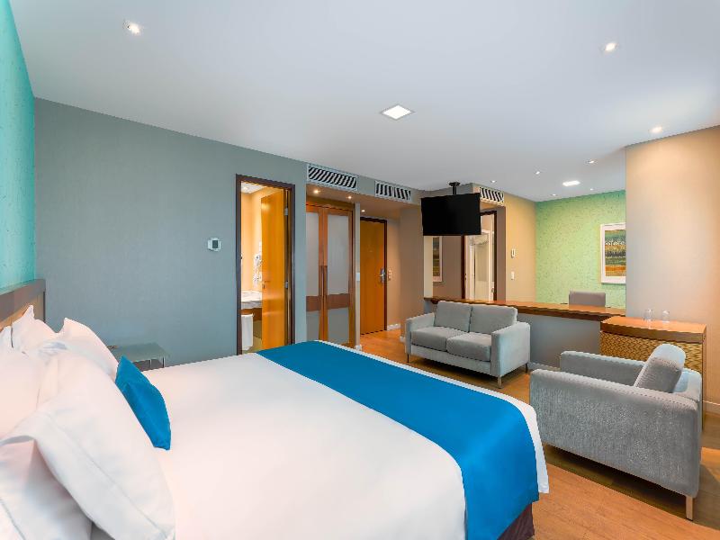 Wyndham Sao Paulo Ibirapuera Convention Hotel image