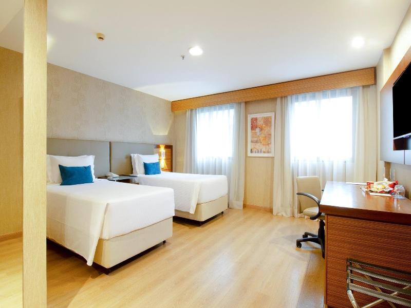 Wyndham Sao Paulo Ibirapuera Convention Hotel image