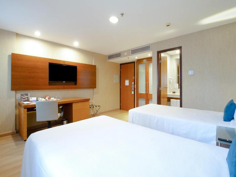 Wyndham Sao Paulo Ibirapuera Convention Hotel image