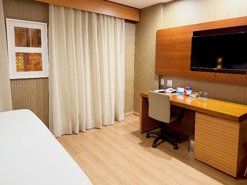Wyndham Sao Paulo Ibirapuera Convention Hotel image